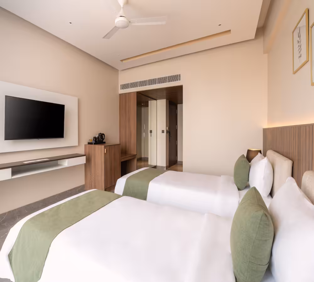 Foxtrail, Sector 42 Gurgaon Hotel Room Category Deluxe Twin With Balcony